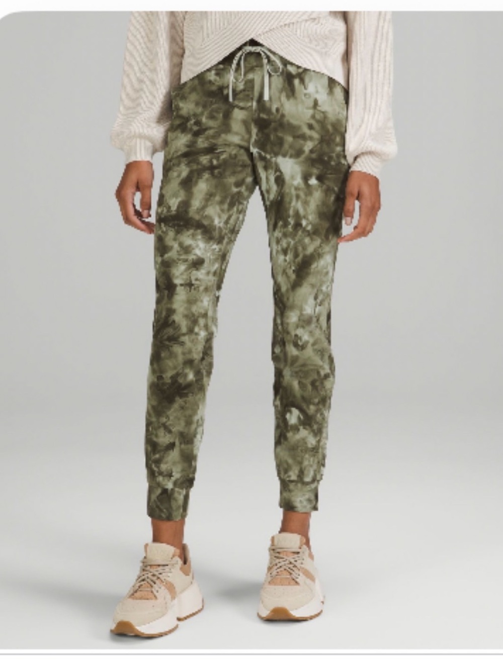 Lululemon Ready to Rulu High-Rise Jogger